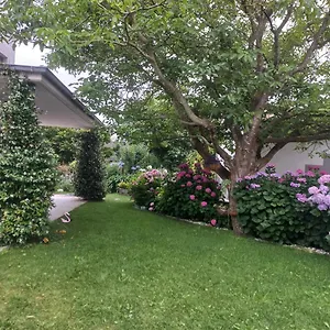 Casa Moderna Con Jardin Santa Cruz De Bezana